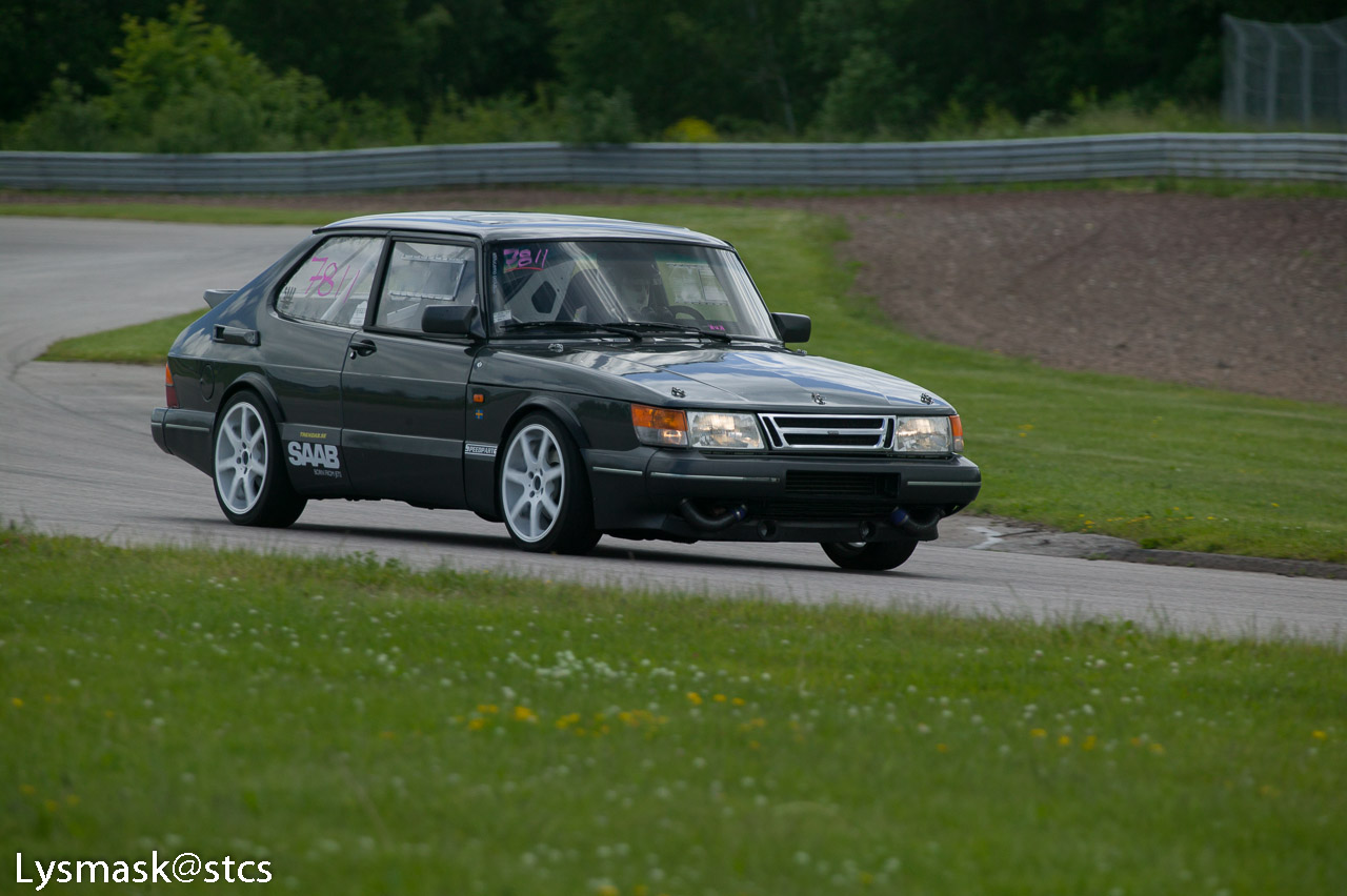 A00T8956