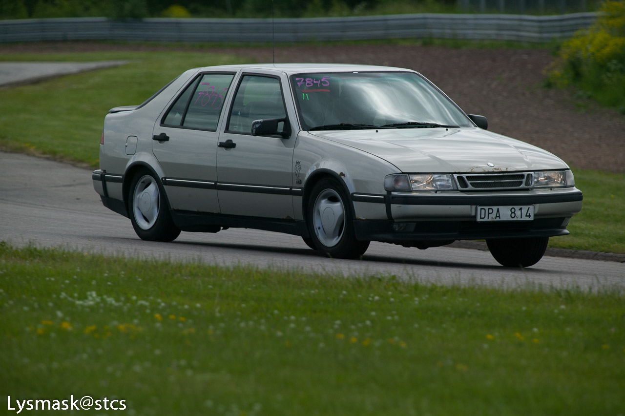 A00T8977